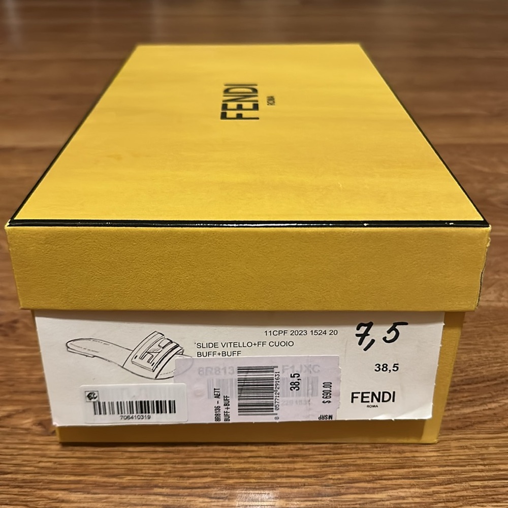 Fendi Cream Slide Sandals Brand New in Box *price is firm* - Picture 7 of 10